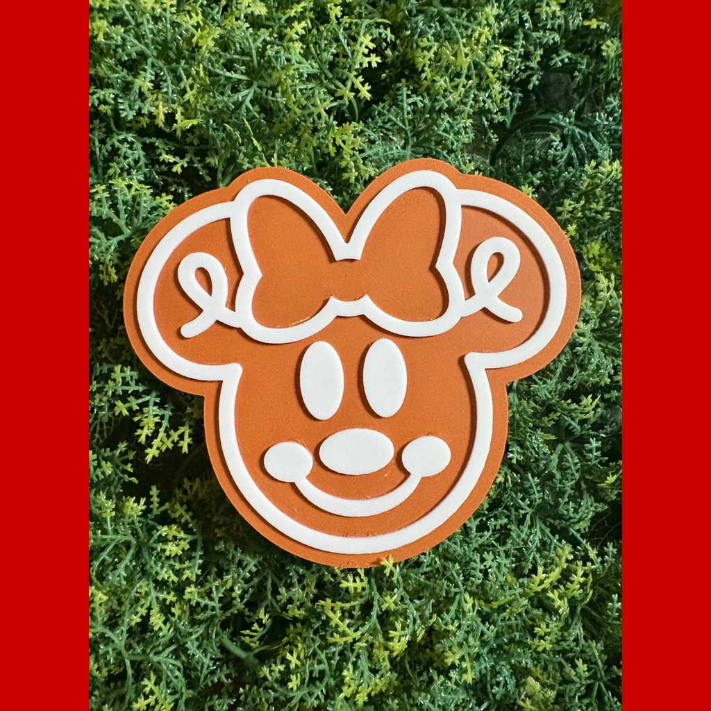 Minnie Gingerbread Magnetic Head & Personalized Name Plate for Cruise Door Decor